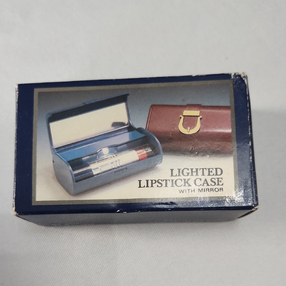 Lighted Lipstick Case with Mirror Vintage 1984